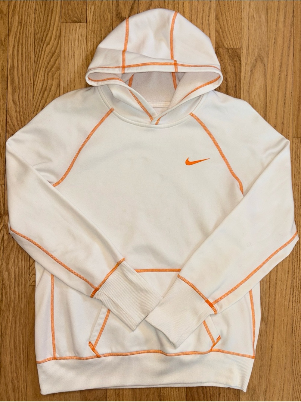 Nike Women’s Therma-Fit White Hoodie with Orange Stitching and Swoosh Sporty